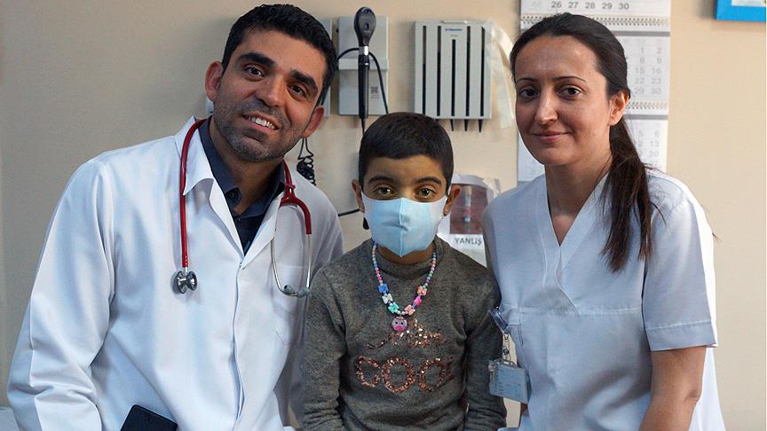 Lösemili Lilaf’ın Yüzü Türkiye’de Güldü